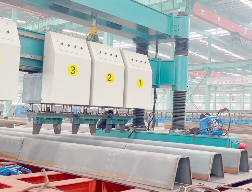 U-Rib Assembling Machine